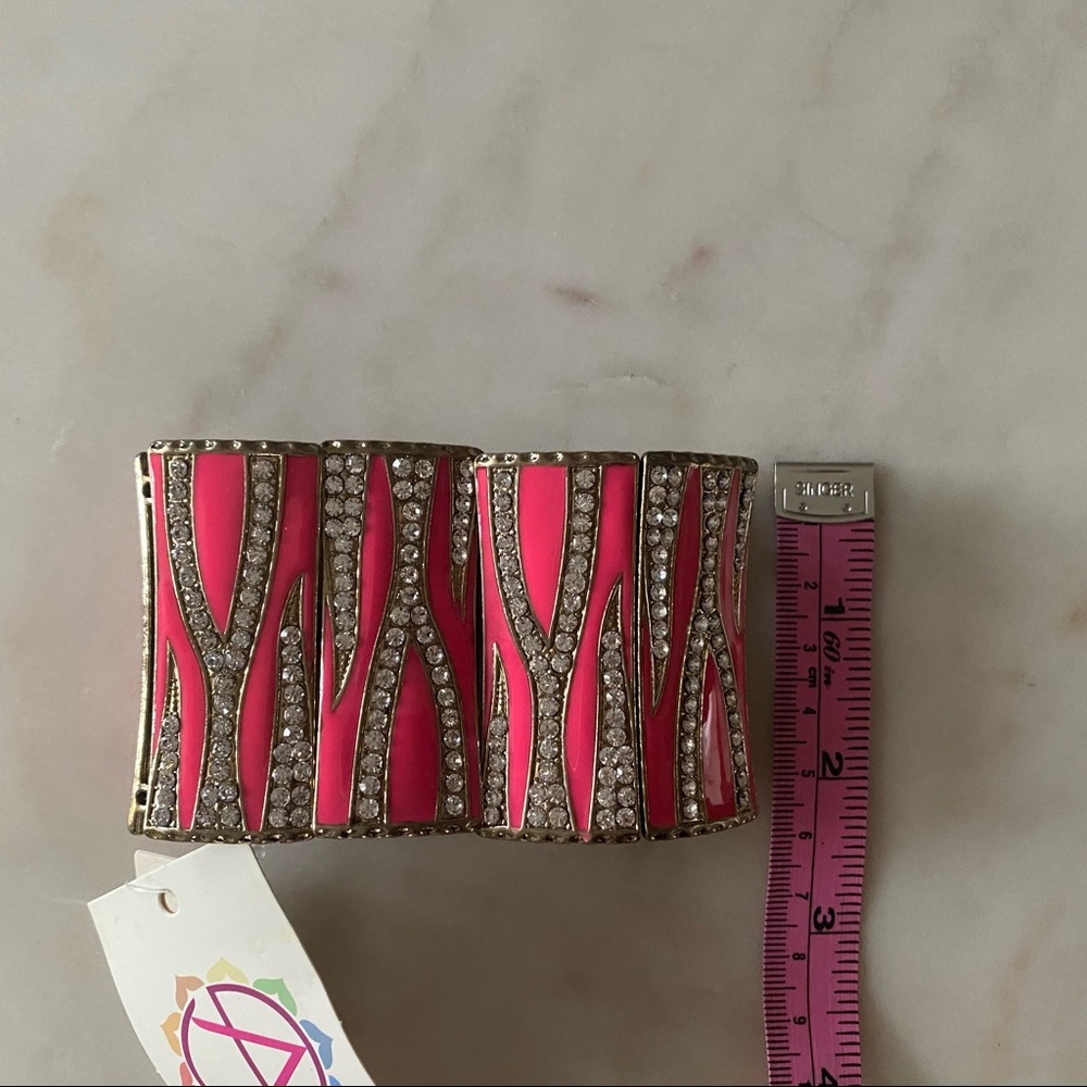 NWT Amrita Singh RENDEZVOUS Stretch Cuff BRACELET Fuschia/Gold/Crystal ZEBRA - Picture 6 of 6